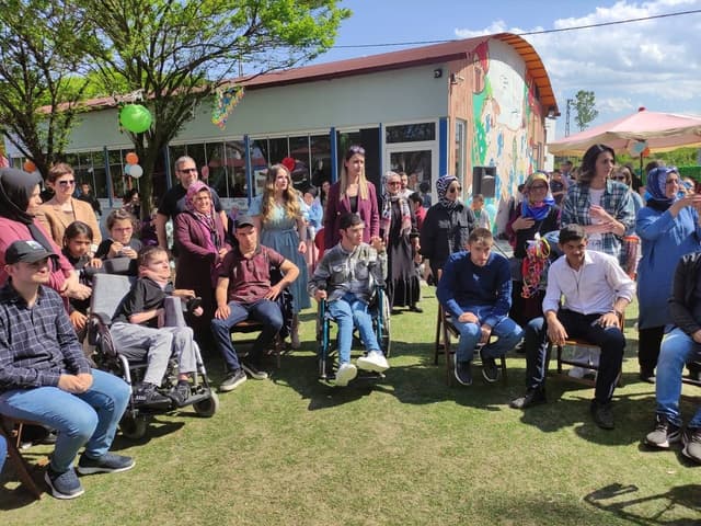 Pera Çarşamba Özel Eğitim ve Rehabilitasyon Merkezi